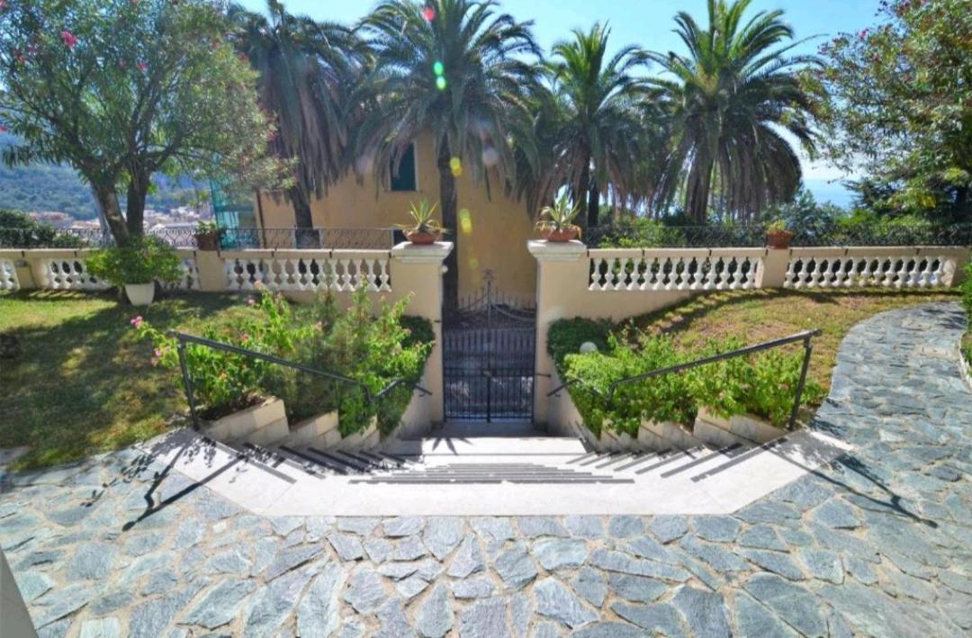 Elegant And Sea View Excelsior Apartment ليفانتو المظهر الخارجي الصورة